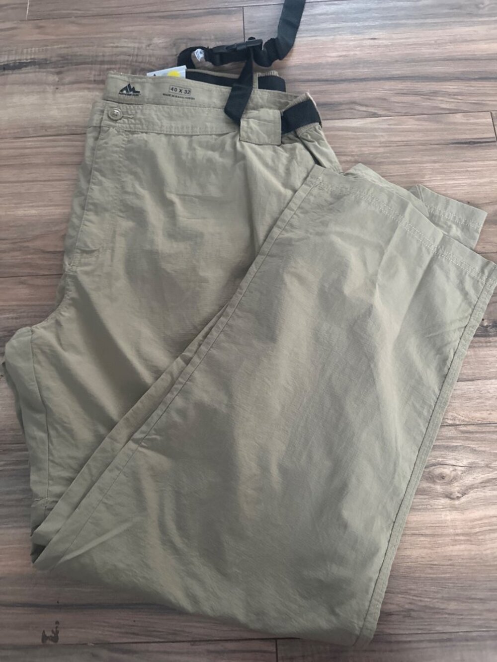 Mountain Club Men’s 100% Nylon Utility Performance Pants Khaki 40x32 New Hiking